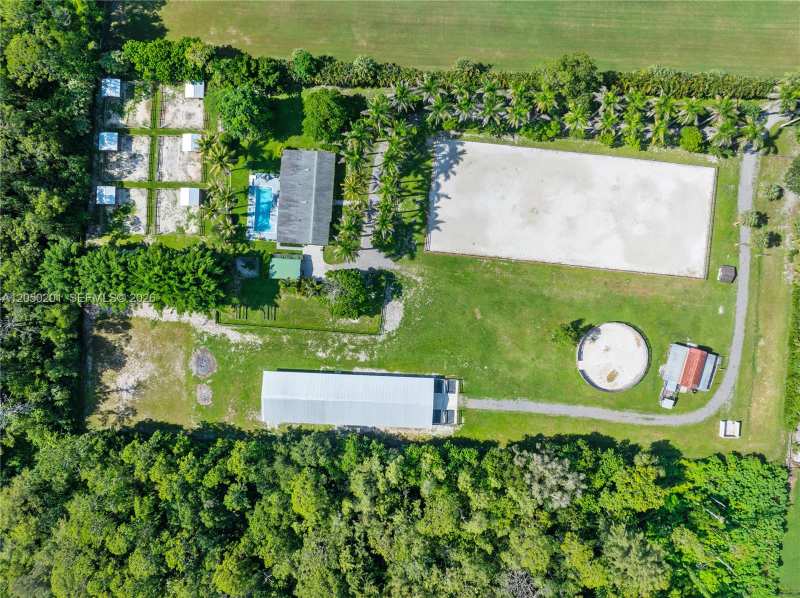 1068 D Rd, Loxahatchee FL 33470