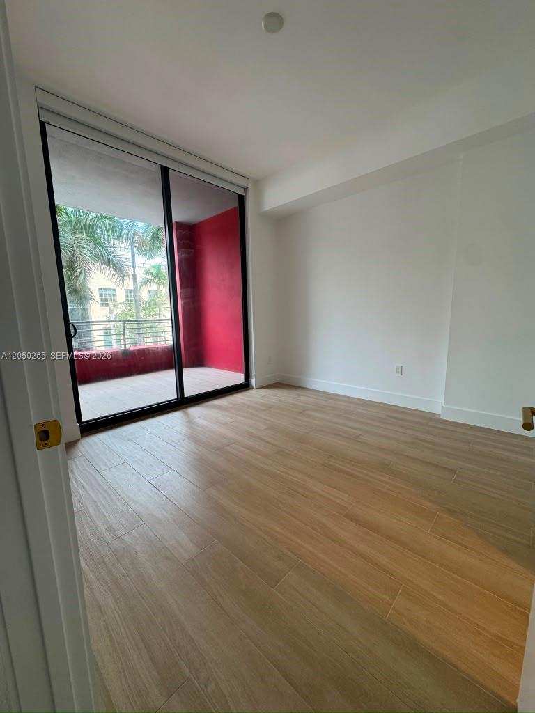 90 NE 32 ST # 210, Miami FL 33137