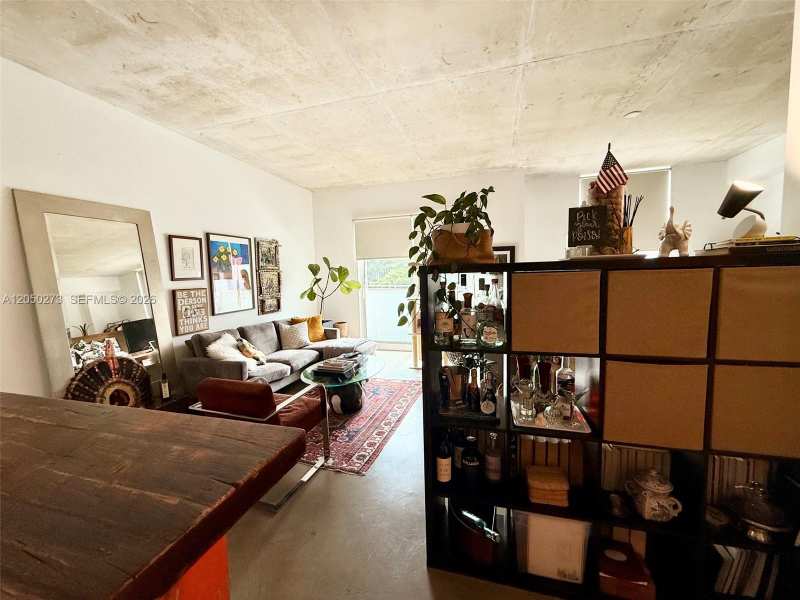 234 NE 3rd St # 305, Miami FL 33132