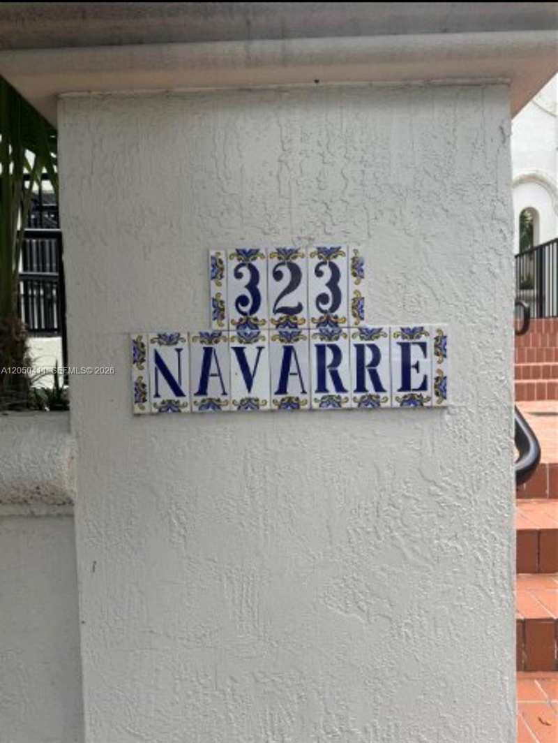 323 Navarre Ave # 203, Coral Gables FL 33134