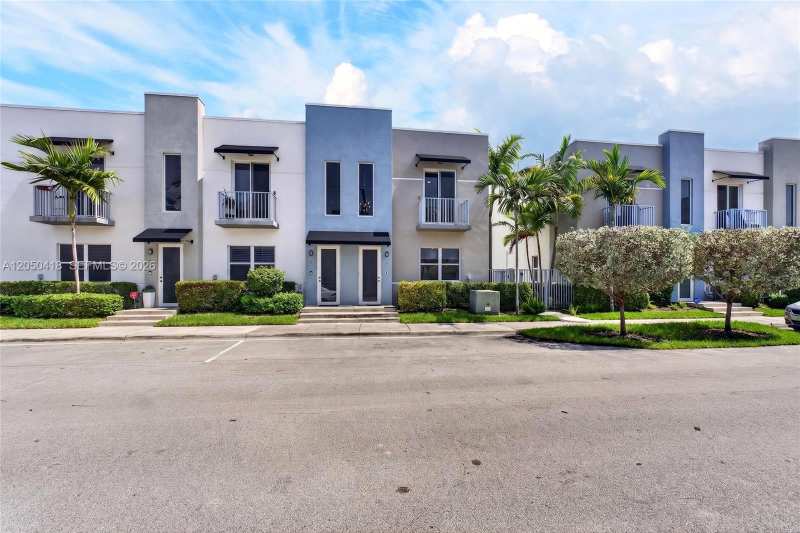 405 NE 35th Ct # 5, Oakland Park FL 33334