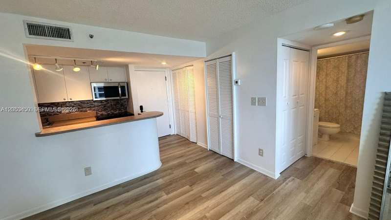 770 Claughton Island Dr # 2107, Miami FL 33131