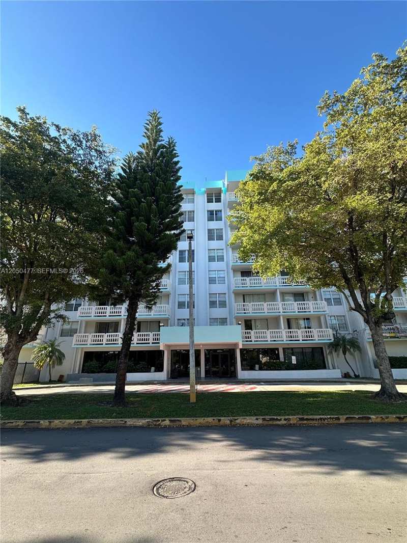 15600 NW 7th Ave # 501, Miami FL 33169