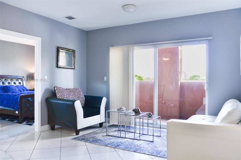 2280 SW 32nd Ave # 213, Miami FL 33145