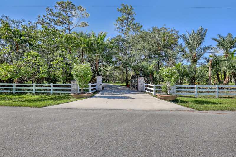10780 Anderson Lane, Wellington FL 33449