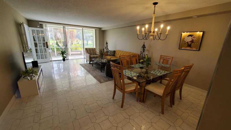 3800 Oaks Clubhouse Drive # 112, Pompano Beach FL 33069