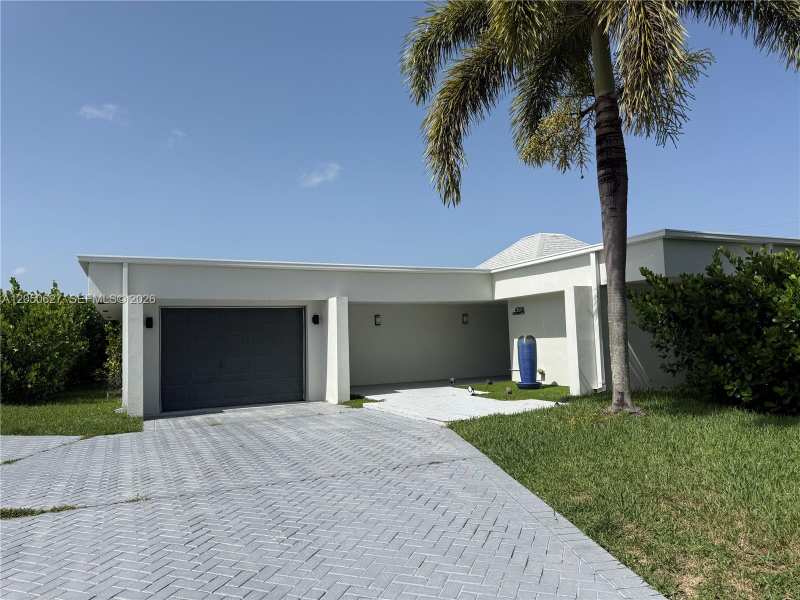 4708 Bayberry Ln, Tamarac FL 33319