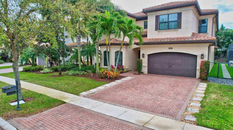16879 Bridge Crossing Circle, Delray Beach FL 33446