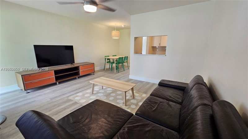 2918 Funston # 34B, Hollywood FL 33020