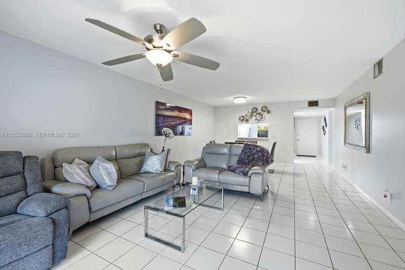 1300 SW 125th Ave # 406K, Pembroke Pines FL 33027