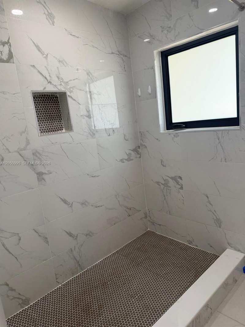 765 W 70th Pl # 1, Hialeah FL 33014