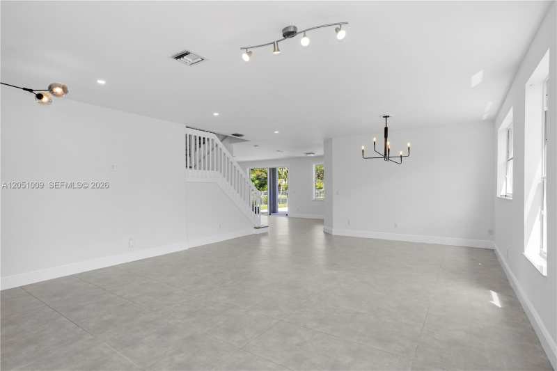 4303 Diamond Row, Weston FL 33331