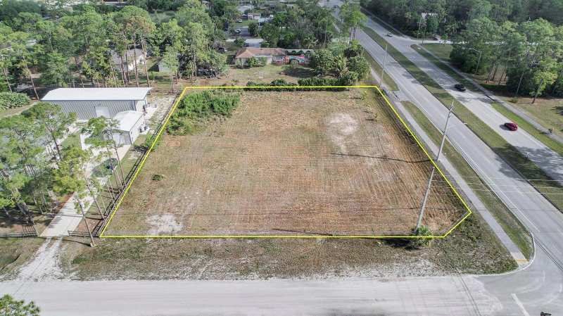 16705 E Lancashire Drive E, Loxahatchee FL 33470