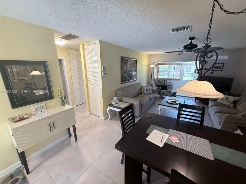 2688 Dudley Dr East # H, West Palm Beach FL 33415