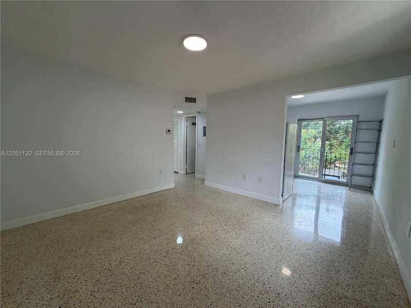 1460 SW 4th St # 6, Miami FL 33135