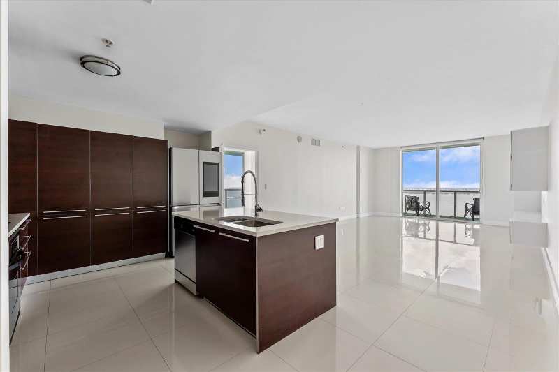 1900 N Bayshore Drive # 3702, Miami FL 33132