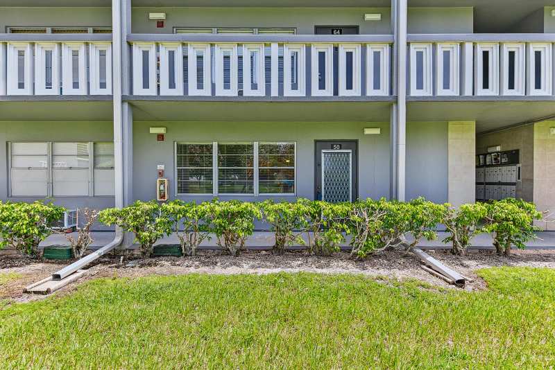 50 Suffolk B # 50, Boca Raton FL 33434