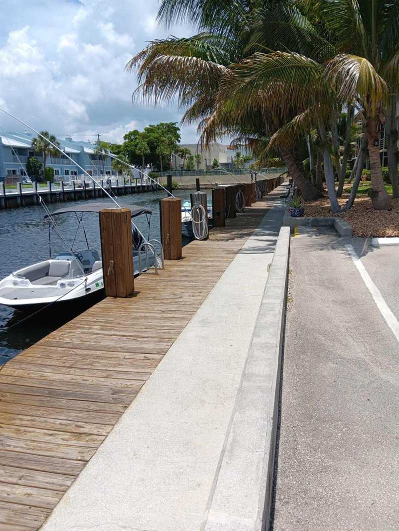 4502 N Federal Highway # D, Lighthouse Point FL 33064