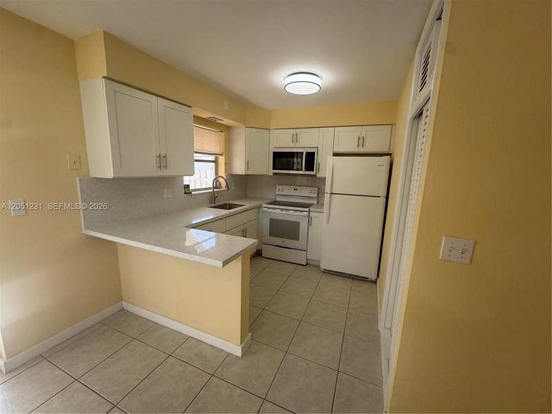 2241 Monroe St # 1, Hollywood FL 33020
