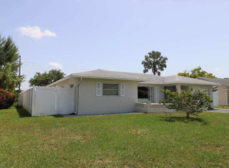 9410 NW 81st Court, Tamarac FL 33321