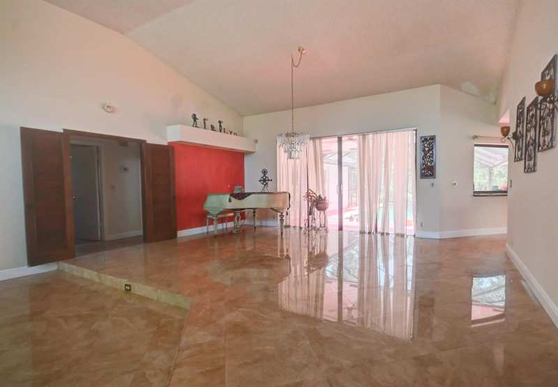 19915 Back 9 Drive, Boca Raton FL 33498
