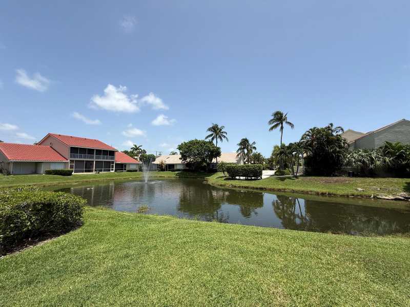 225 N Lakeshore Drive, Hypoluxo FL 33462