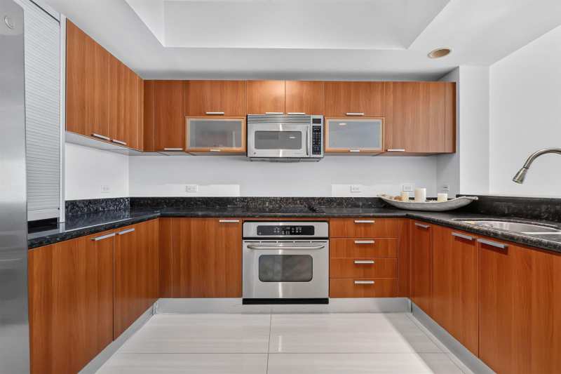 2650 Lake Shore Drive # 1005, Riviera Beach FL 33404