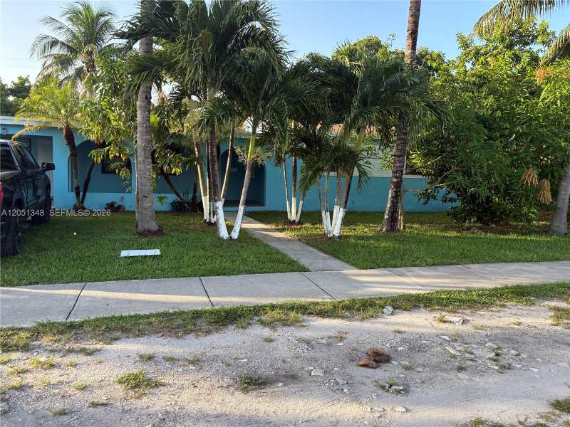 1011 NW 183rd Dr, Miami Gardens FL 33169
