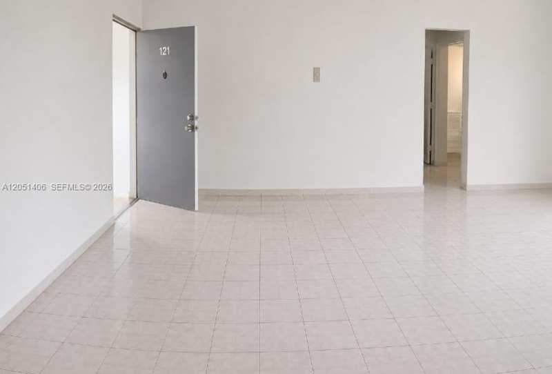 13500 NE 3rd Ct # 121, North Miami FL 33161