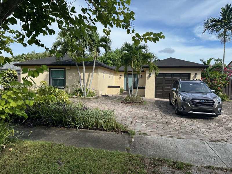 6061 NW 198th Ter, Miami FL 33015