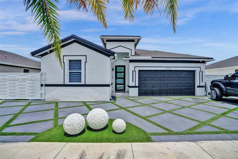27563 SW 133rd Ave, Homestead FL 33032