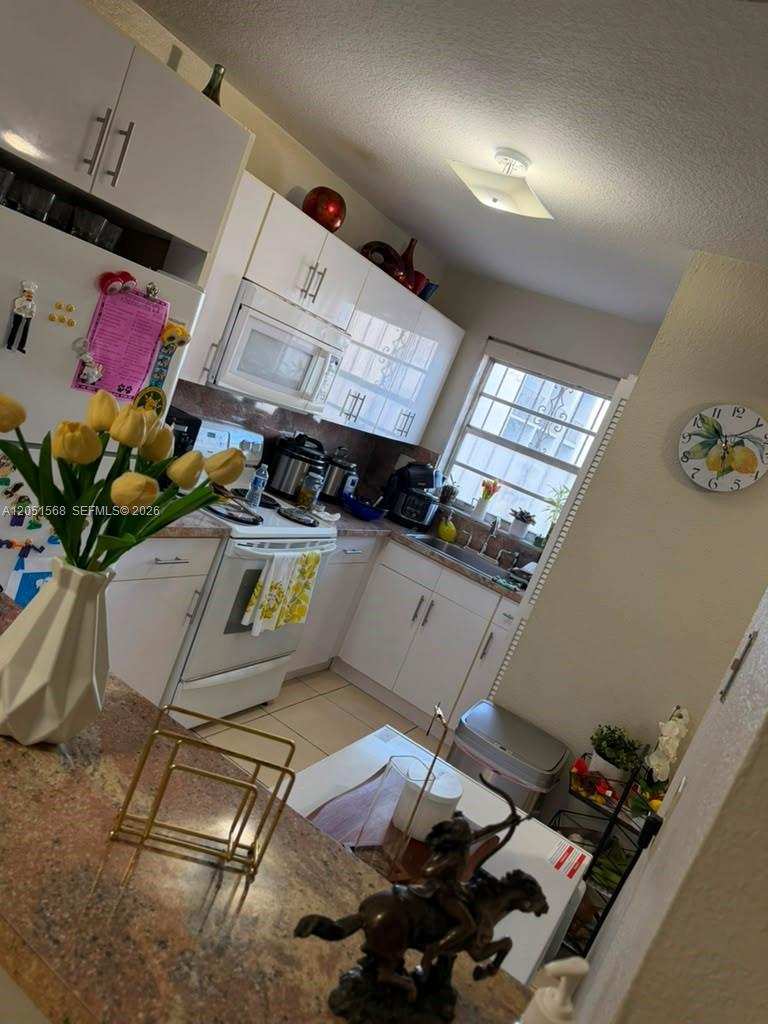 1630 W 46th St # 504C, Hialeah FL 33012