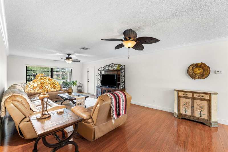 4863 Hawkwood Road # B, Boynton Beach FL 33436