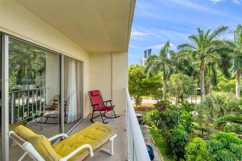 200 178th Dr # 409, Sunny Isles Beach FL 33160