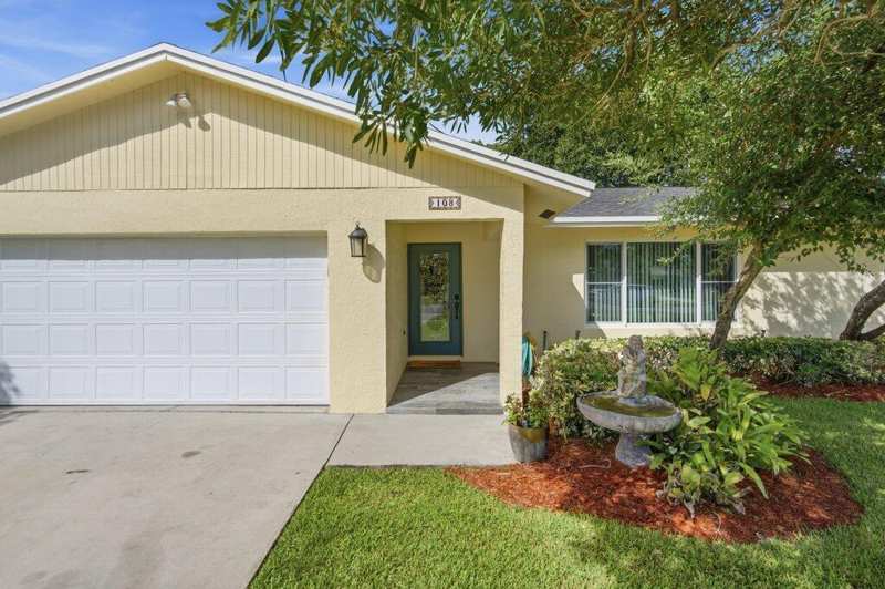 108 Gibraltar Street, Royal Palm Beach FL 33411