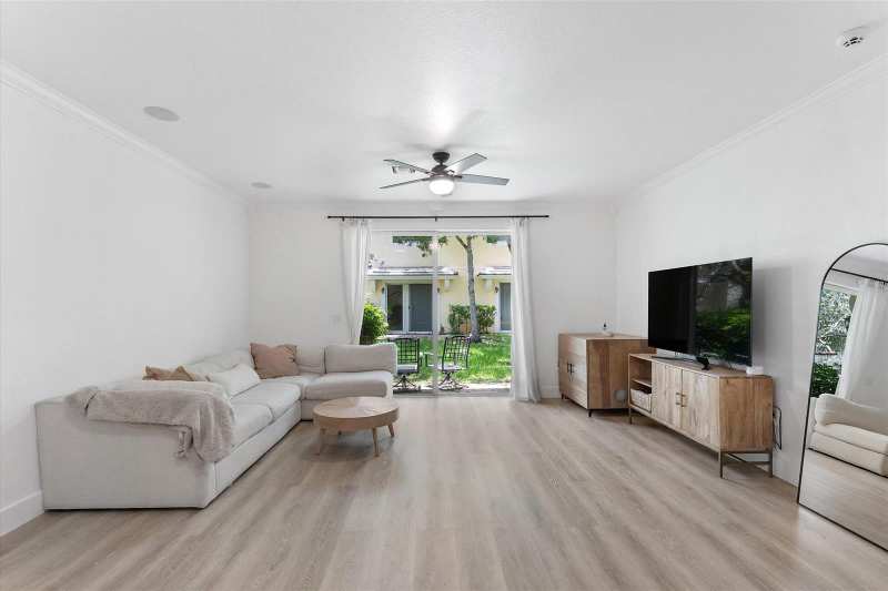 7783 Deercreek Court, Davie FL 33328