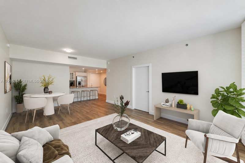 950 Brickell Bay Dr # 1905, Miami FL 33131