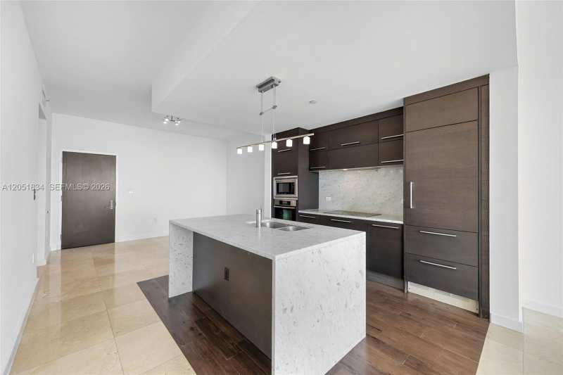 900 Biscayne Blvd # 2404, Miami FL 33132