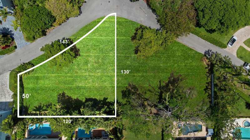 800 W Fern Drive, Boca Raton FL 33432