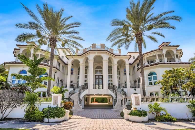 709 Idlewyld Drive, Fort Lauderdale FL 33301