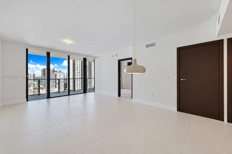 1000 Brickell Plz # 2110, Miami FL 33131