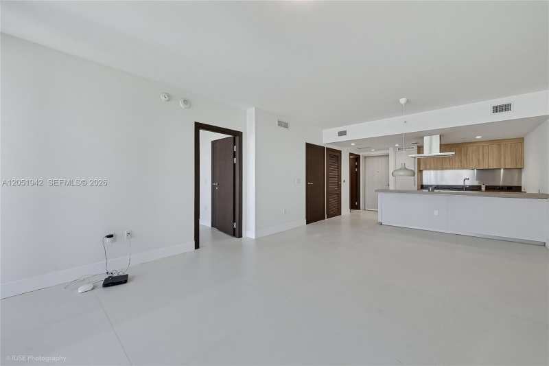 1000 Brickell Plz # 2110, Miami FL 33131