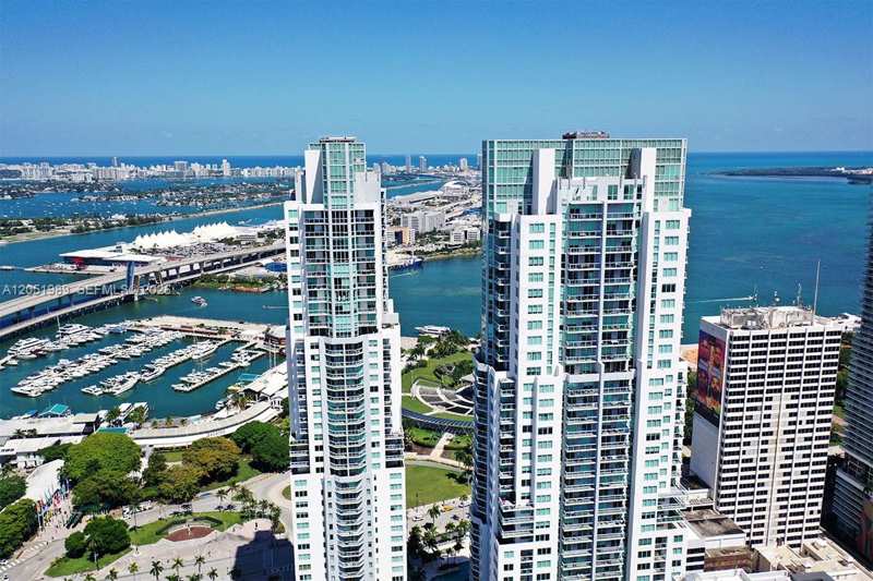 244 Biscayne Blvd # 3903, Miami FL 33132