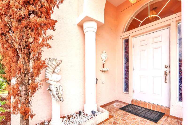 3167 El Camino, West Palm Beach FL 33409
