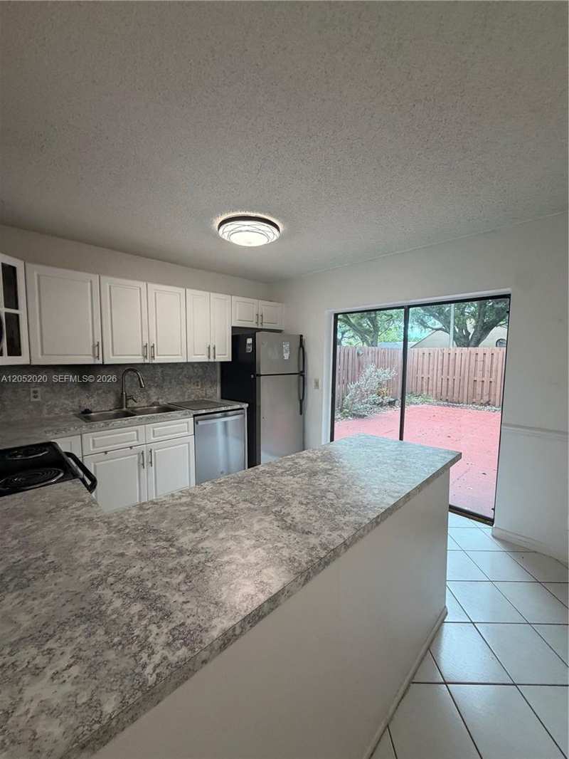 2563 CAMELOT # 2563, Cooper City FL 33026