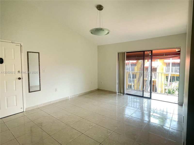 15610 SW 80th St # 304, Miami FL 33193
