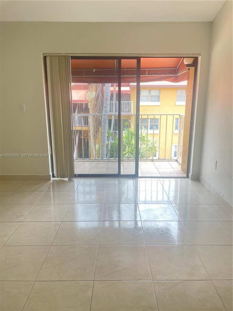 15610 SW 80th St # 304, Miami FL 33193
