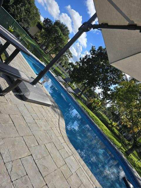 291 NW 93rd Ave, Pembroke Pines FL 33024