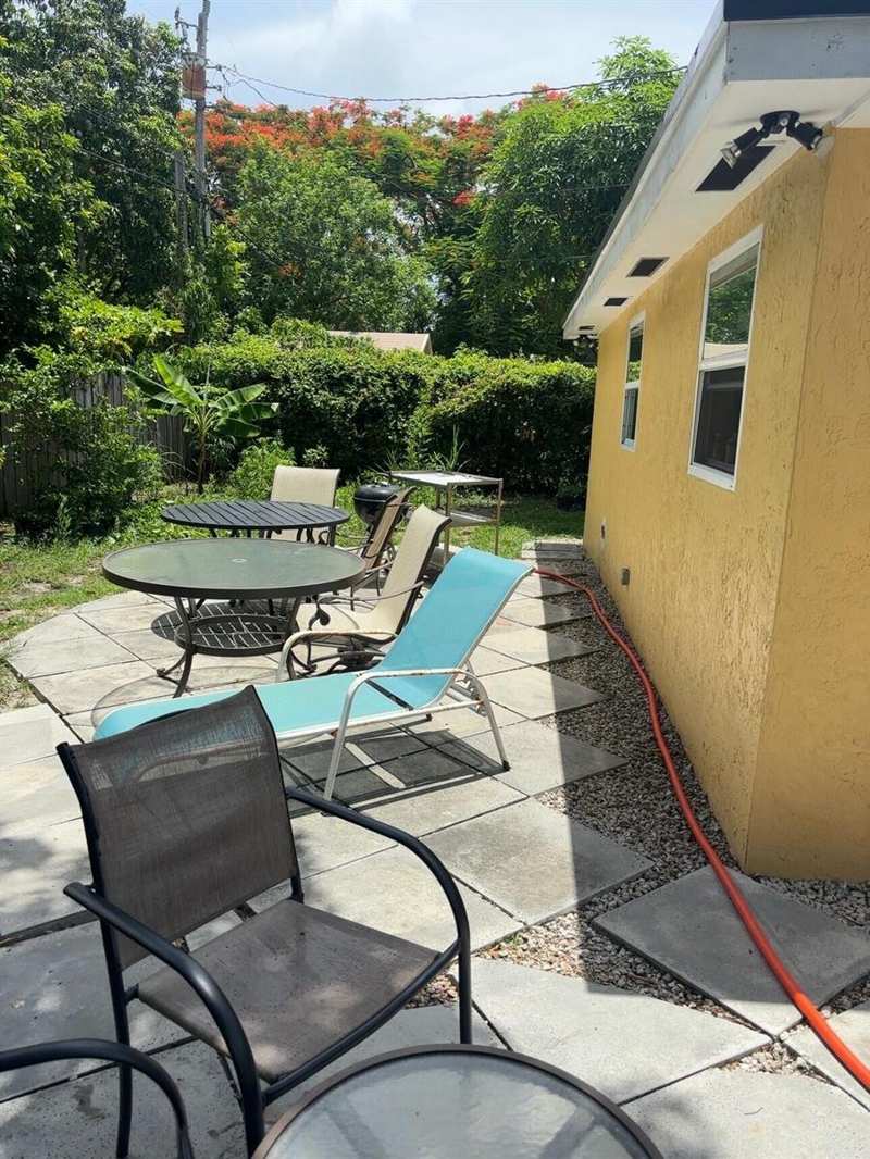 911 Opa Locka Boulevard, Miami FL 33168