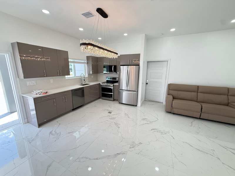 6319 Southgate Boulevard, Margate FL 33068